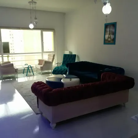 Apartament Buse Homes *