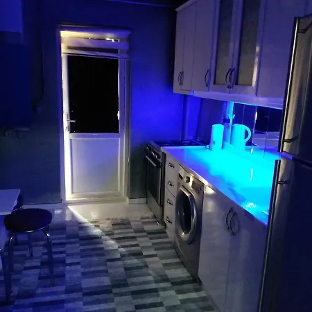 Apartament Buse Homes *