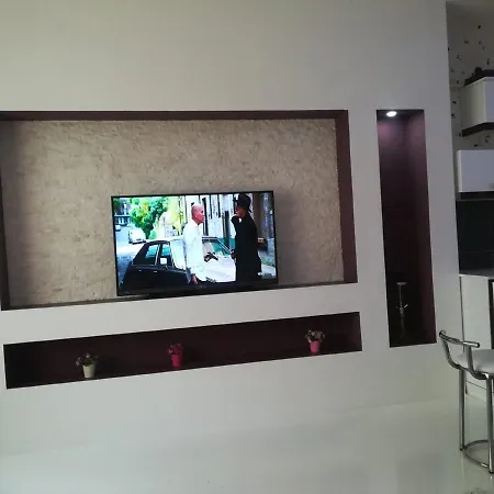 Buse Homes Apartament *